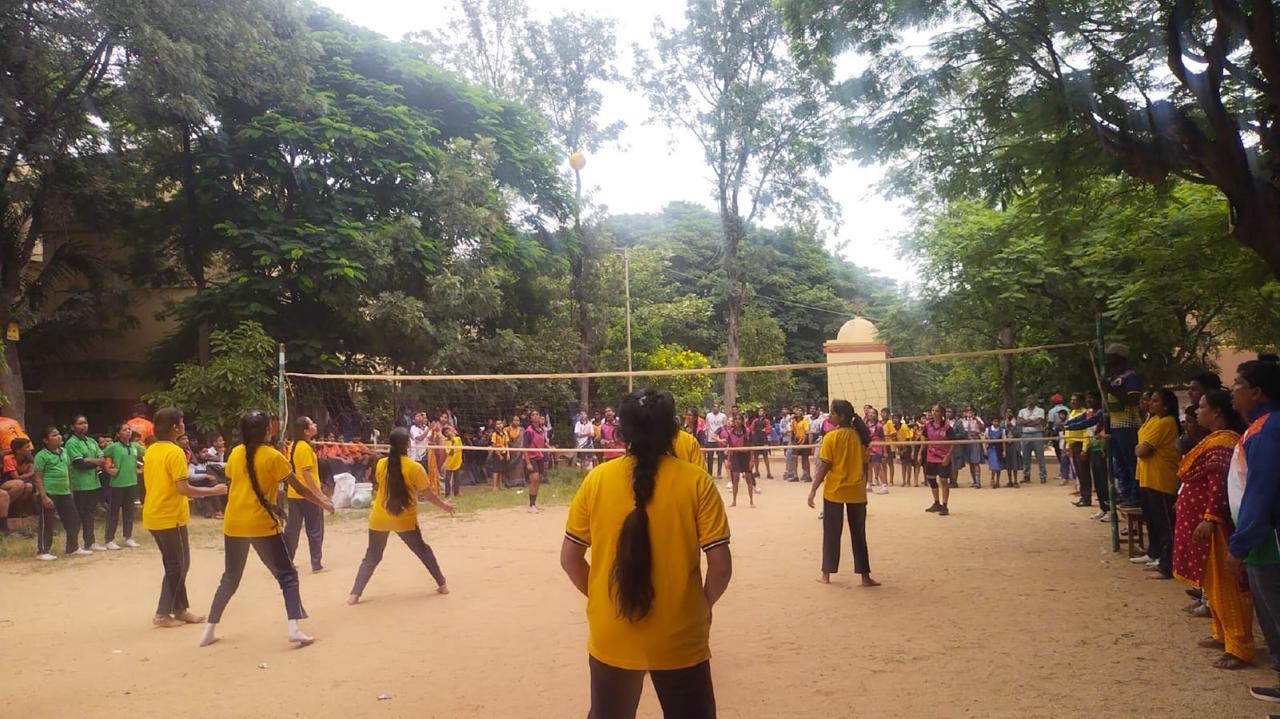 Outdoor student event